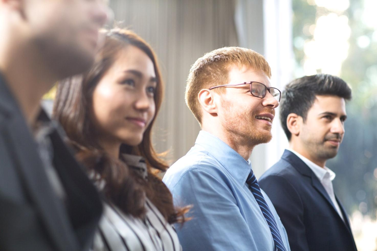 Interface utilisateur de la plateforme sovinarilux affichée sur différents appareils démontrant la compatibilité multi-supports